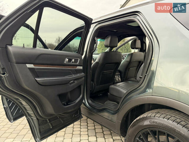 Форд Эксплорер, объемом двигателя 3.5 л и пробегом 170 тыс. км за 22800 $, фото 36 на Automoto.ua