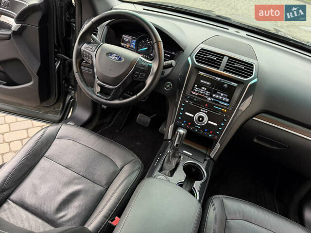 Форд Эксплорер, объемом двигателя 3.5 л и пробегом 170 тыс. км за 22800 $, фото 60 на Automoto.ua