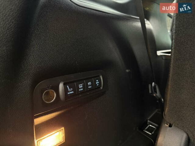Форд Эксплорер, объемом двигателя 3.5 л и пробегом 170 тыс. км за 22800 $, фото 31 на Automoto.ua