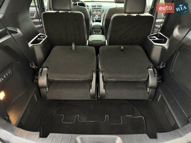 Форд Эксплорер, объемом двигателя 3.5 л и пробегом 170 тыс. км за 22800 $, фото 34 на Automoto.ua