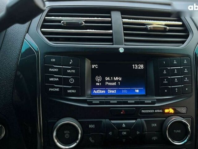 Форд Експлорер, об'ємом двигуна 3.7 л та пробігом 141 тис. км за 16300 $, фото 17 на Automoto.ua