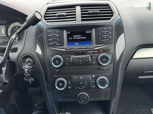 Форд Эксплорер, объемом двигателя 3.7 л и пробегом 272 тыс. км за 17990 $, фото 20 на Automoto.ua