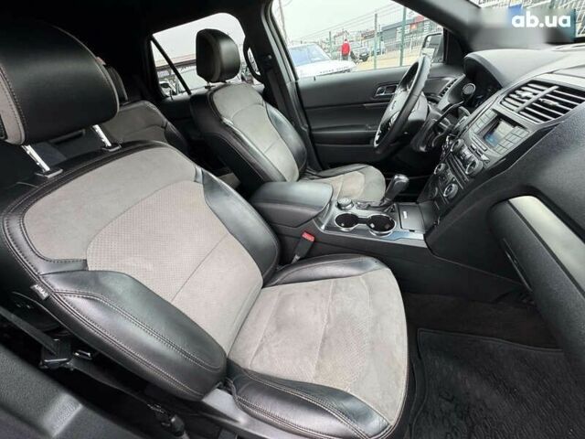 Форд Эксплорер, объемом двигателя 3.7 л и пробегом 272 тыс. км за 17990 $, фото 28 на Automoto.ua