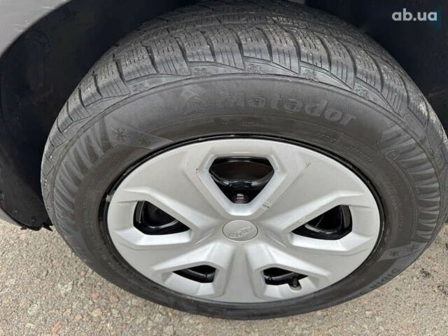 Форд Эксплорер, объемом двигателя 3.7 л и пробегом 272 тыс. км за 17990 $, фото 11 на Automoto.ua