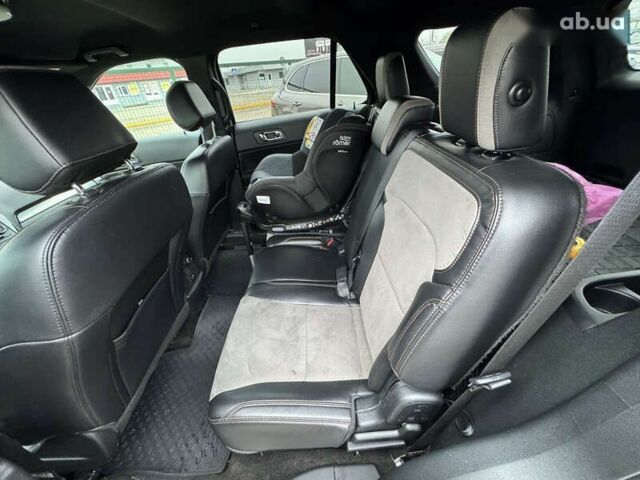 Форд Эксплорер, объемом двигателя 3.7 л и пробегом 272 тыс. км за 17990 $, фото 24 на Automoto.ua