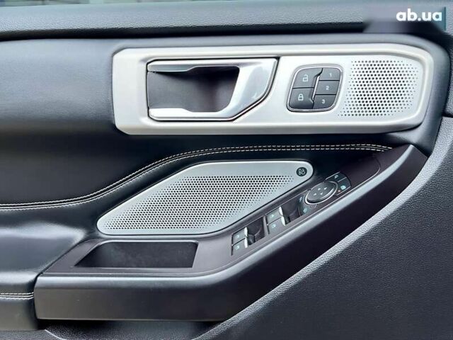 Форд Эксплорер, объемом двигателя 3 л и пробегом 94 тыс. км за 30900 $, фото 16 на Automoto.ua