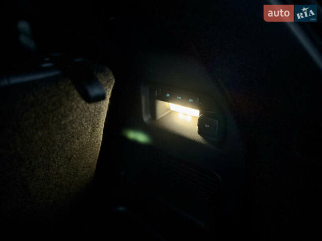 Форд Эксплорер, объемом двигателя 3 л и пробегом 132 тыс. км за 34000 $, фото 26 на Automoto.ua