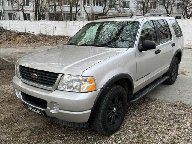 Серый Форд Эксплорер, объемом двигателя 4 л и пробегом 3 тыс. км за 9900 $, фото 1 на Automoto.ua