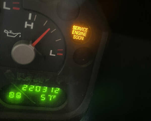 Форд Эксплорер 2003 в Киеве на Automoto.ua Серый Форд Эксплорер, объемом двигателя 4 л и пробегом 220 тыс. км за 13000 $, фото 6 на Automoto.ua