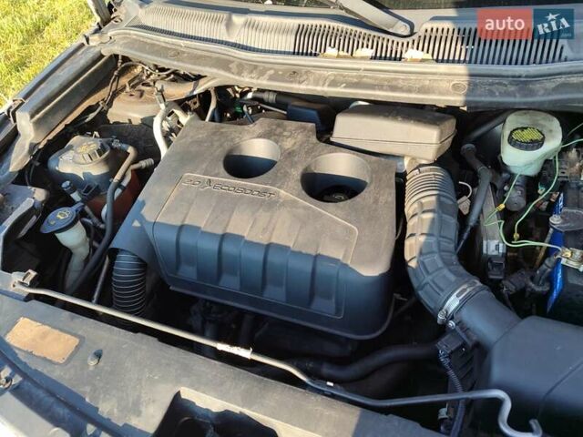 Сірий Форд Експлорер, об'ємом двигуна 2 л та пробігом 148 тис. км за 14100 $, фото 16 на Automoto.ua