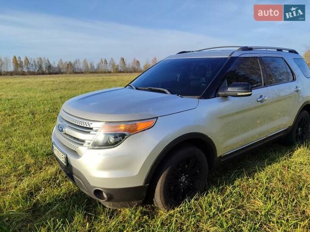 Сірий Форд Експлорер, об'ємом двигуна 2 л та пробігом 148 тис. км за 14100 $, фото 24 на Automoto.ua