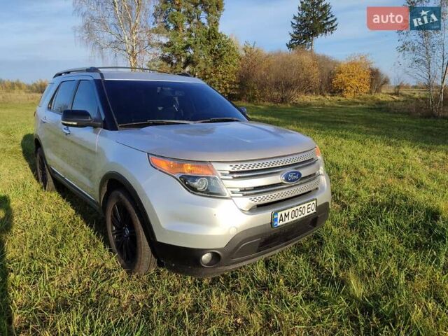 Сірий Форд Експлорер, об'ємом двигуна 2 л та пробігом 148 тис. км за 14100 $, фото 18 на Automoto.ua