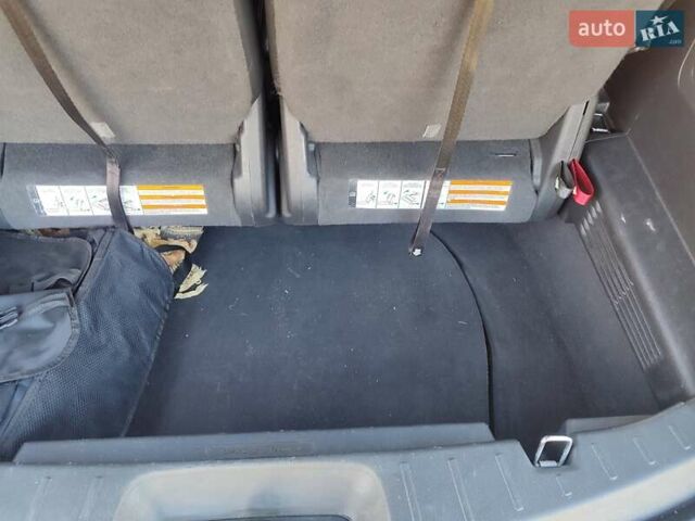 Сірий Форд Експлорер, об'ємом двигуна 2 л та пробігом 148 тис. км за 14100 $, фото 4 на Automoto.ua