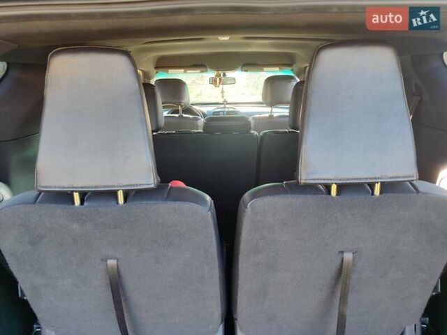 Сірий Форд Експлорер, об'ємом двигуна 2 л та пробігом 148 тис. км за 14100 $, фото 3 на Automoto.ua