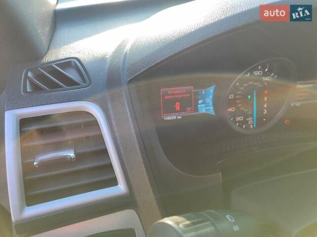 Сірий Форд Експлорер, об'ємом двигуна 2 л та пробігом 148 тис. км за 14100 $, фото 11 на Automoto.ua