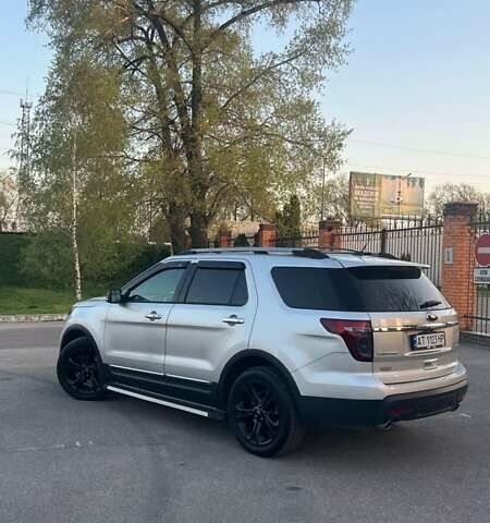 Сірий Форд Експлорер, об'ємом двигуна 3.5 л та пробігом 174 тис. км за 17500 $, фото 5 на Automoto.ua