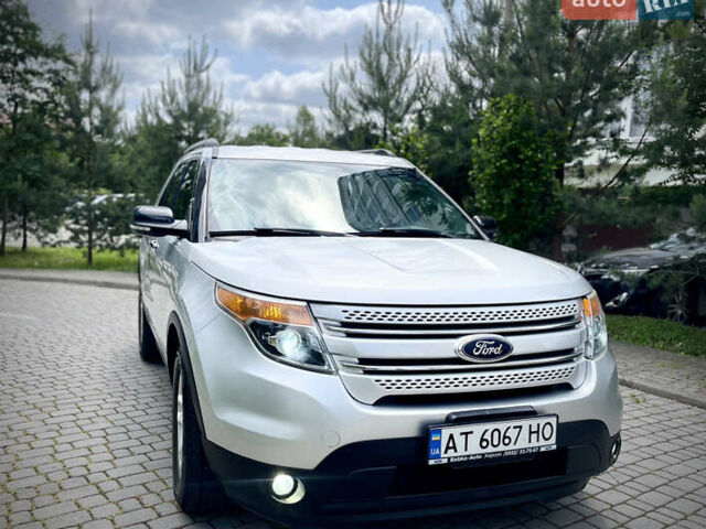 Серый Форд Эксплорер, объемом двигателя 3.5 л и пробегом 219 тыс. км за 15850 $, фото 30 на Automoto.ua