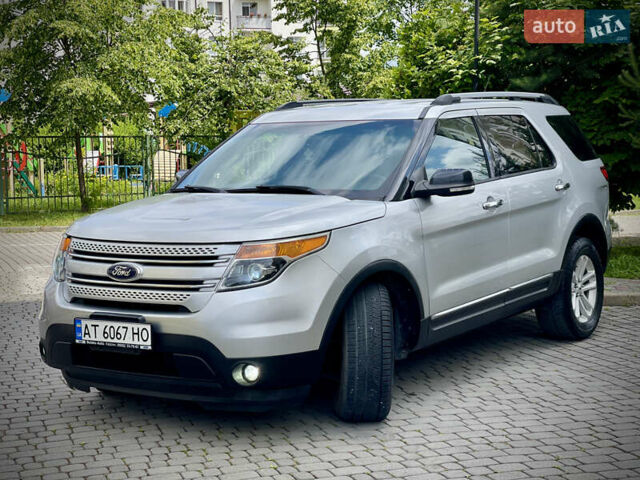 Серый Форд Эксплорер, объемом двигателя 3.5 л и пробегом 219 тыс. км за 15850 $, фото 2 на Automoto.ua