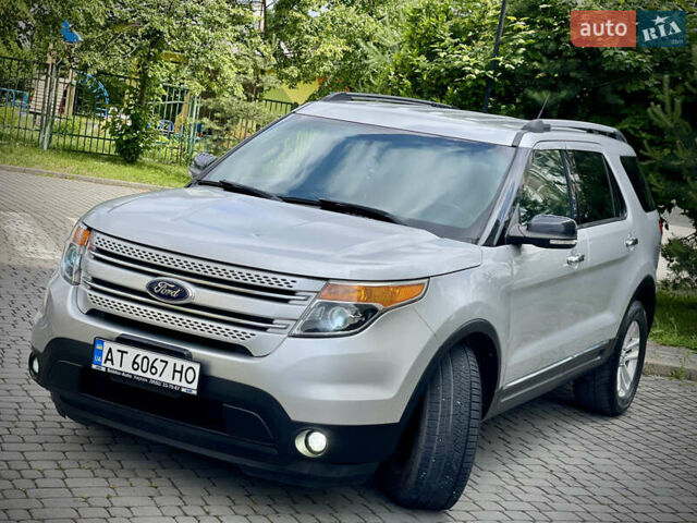 Серый Форд Эксплорер, объемом двигателя 3.5 л и пробегом 219 тыс. км за 15850 $, фото 3 на Automoto.ua