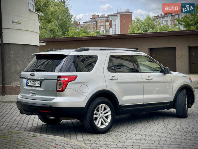 Серый Форд Эксплорер, объемом двигателя 3.5 л и пробегом 219 тыс. км за 15850 $, фото 8 на Automoto.ua