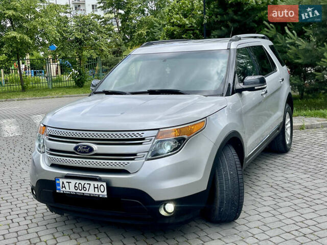 Серый Форд Эксплорер, объемом двигателя 3.5 л и пробегом 219 тыс. км за 15850 $, фото 16 на Automoto.ua