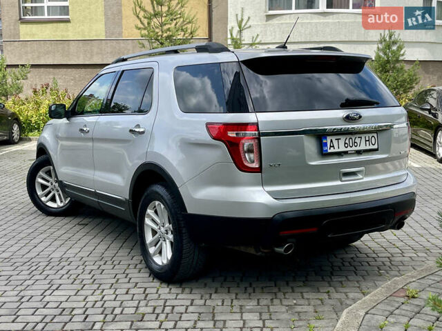 Серый Форд Эксплорер, объемом двигателя 3.5 л и пробегом 219 тыс. км за 15850 $, фото 12 на Automoto.ua