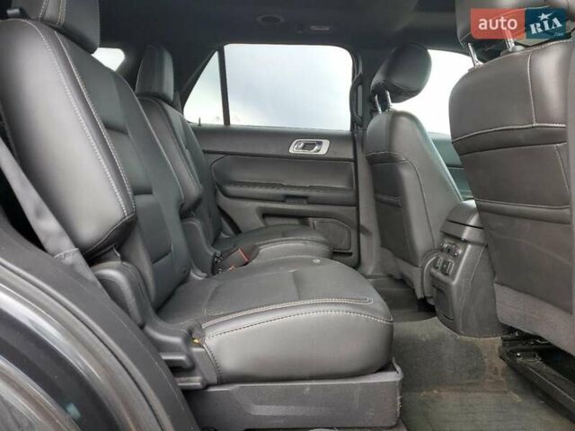 Серый Форд Эксплорер, объемом двигателя 3.5 л и пробегом 97 тыс. км за 2900 $, фото 10 на Automoto.ua