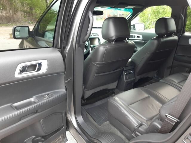 Сірий Форд Експлорер, об'ємом двигуна 3.5 л та пробігом 145 тис. км за 15500 $, фото 4 на Automoto.ua