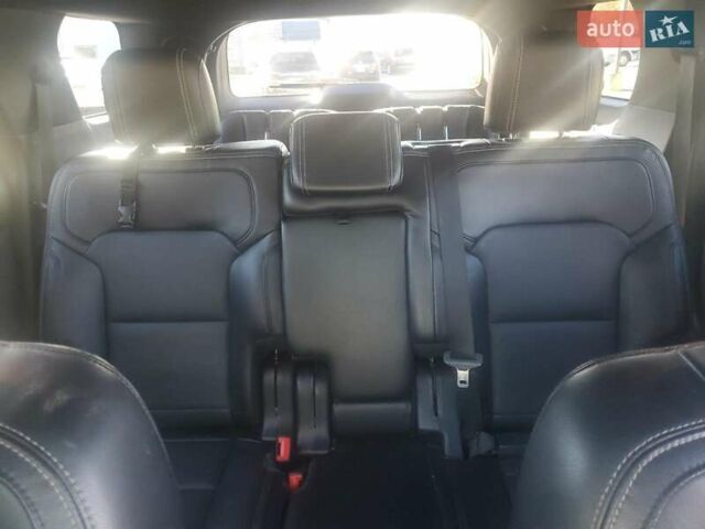 Серый Форд Эксплорер, объемом двигателя 3.5 л и пробегом 154 тыс. км за 3000 $, фото 9 на Automoto.ua