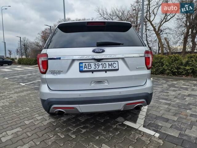 Серый Форд Эксплорер, объемом двигателя 2.26 л и пробегом 235 тыс. км за 14950 $, фото 11 на Automoto.ua