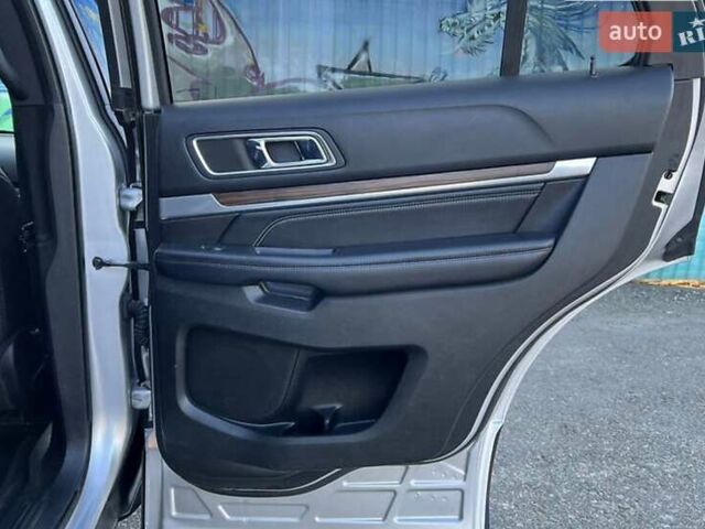 Сірий Форд Експлорер, об'ємом двигуна 3.5 л та пробігом 192 тис. км за 20900 $, фото 55 на Automoto.ua