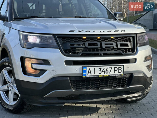 Сірий Форд Експлорер, об'ємом двигуна 2.26 л та пробігом 160 тис. км за 15500 $, фото 2 на Automoto.ua