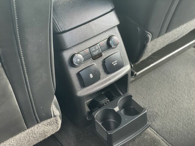 Серый Форд Эксплорер, объемом двигателя 3.5 л и пробегом 178 тыс. км за 19600 $, фото 15 на Automoto.ua