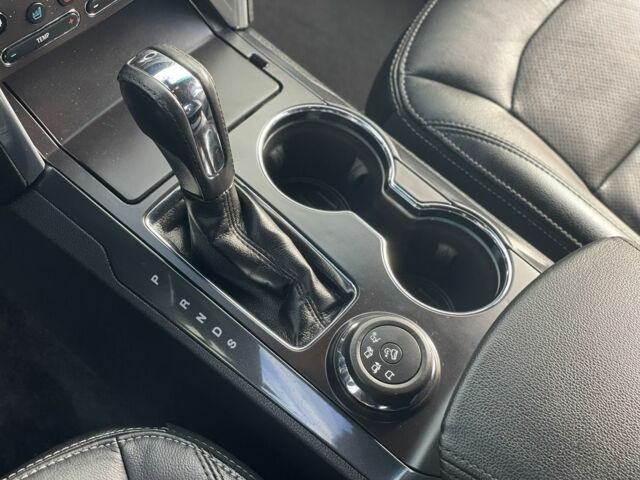 Серый Форд Эксплорер, объемом двигателя 3.5 л и пробегом 178 тыс. км за 19600 $, фото 12 на Automoto.ua