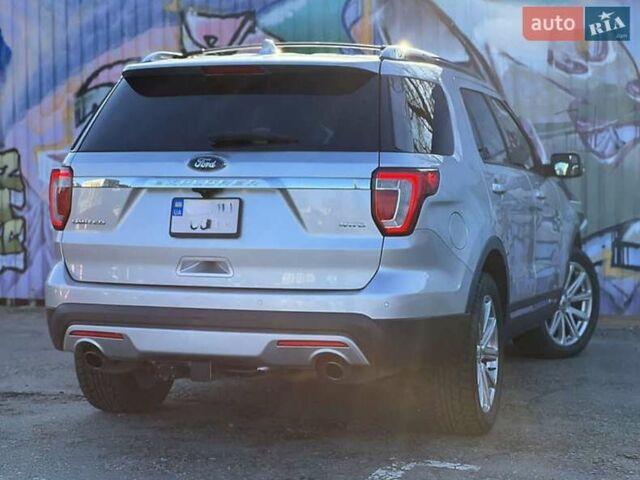 Сірий Форд Експлорер, об'ємом двигуна 3.5 л та пробігом 192 тис. км за 20900 $, фото 15 на Automoto.ua