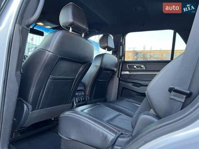 Сірий Форд Експлорер, об'ємом двигуна 3.5 л та пробігом 192 тис. км за 20900 $, фото 53 на Automoto.ua