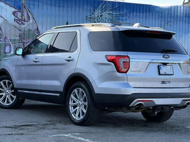 Сірий Форд Експлорер, об'ємом двигуна 3.5 л та пробігом 192 тис. км за 20900 $, фото 2 на Automoto.ua