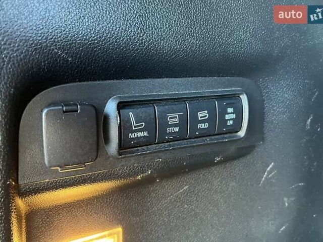 Сірий Форд Експлорер, об'ємом двигуна 3.5 л та пробігом 192 тис. км за 20900 $, фото 72 на Automoto.ua