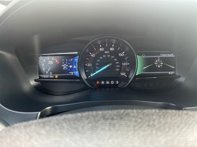 Серый Форд Эксплорер, объемом двигателя 3.5 л и пробегом 178 тыс. км за 19600 $, фото 19 на Automoto.ua