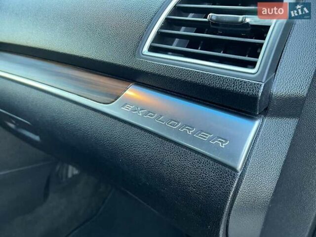 Сірий Форд Експлорер, об'ємом двигуна 3.5 л та пробігом 192 тис. км за 20900 $, фото 39 на Automoto.ua