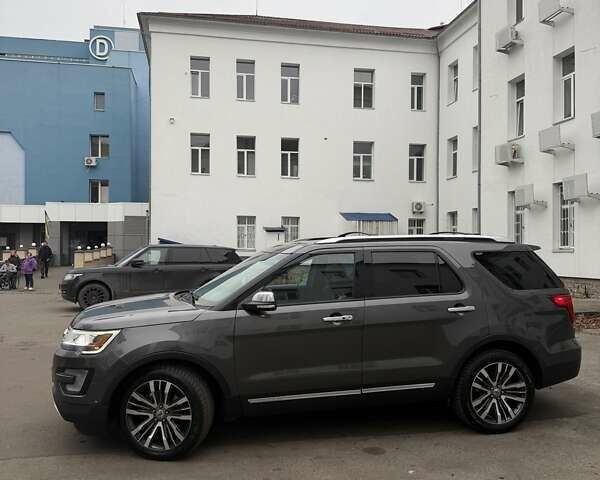 Сірий Форд Експлорер, об'ємом двигуна 3.5 л та пробігом 170 тис. км за 20640 $, фото 4 на Automoto.ua