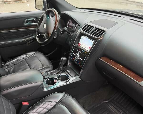 Сірий Форд Експлорер, об'ємом двигуна 3.5 л та пробігом 170 тис. км за 20640 $, фото 9 на Automoto.ua