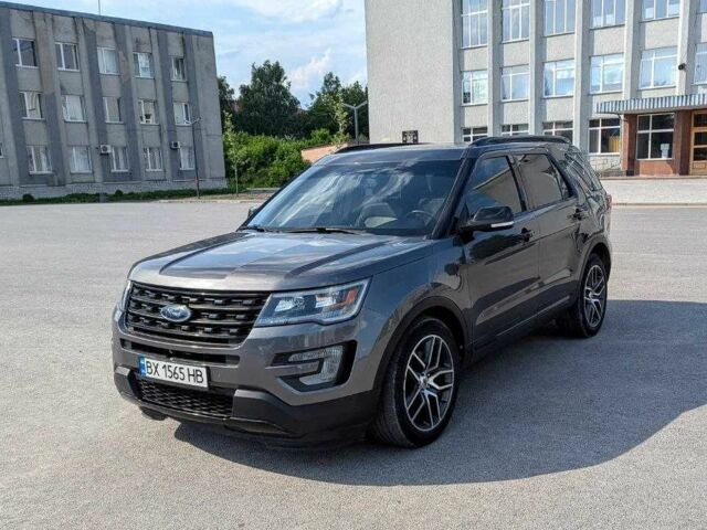 Серый Форд Эксплорер, объемом двигателя 3.5 л и пробегом 184 тыс. км за 18000 $, фото 4 на Automoto.ua