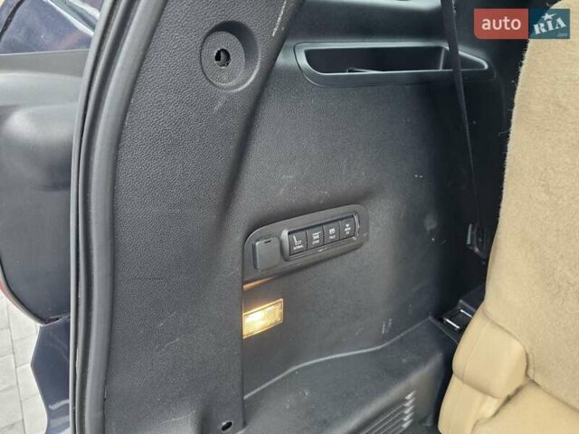 Серый Форд Эксплорер, объемом двигателя 3.5 л и пробегом 263 тыс. км за 16200 $, фото 25 на Automoto.ua