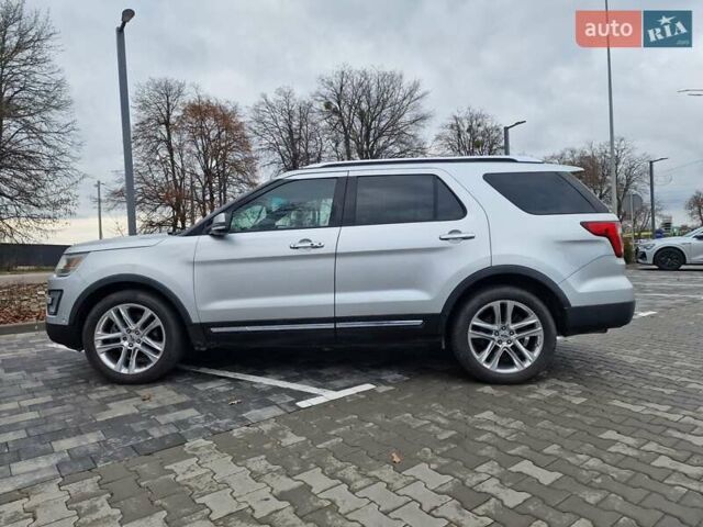 Серый Форд Эксплорер, объемом двигателя 2.26 л и пробегом 235 тыс. км за 14950 $, фото 6 на Automoto.ua