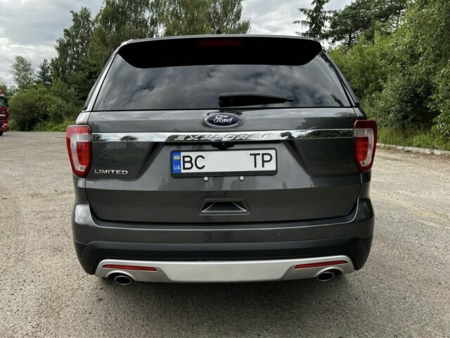 Форд Эксплорер 2017 в Львове на Automoto.ua Серый Форд Эксплорер, объемом двигателя 3.5 л и пробегом 167 тыс. км за 20199 $, фото 7 на Automoto.ua