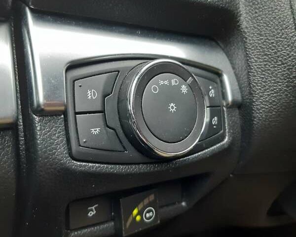 Серый Форд Эксплорер, объемом двигателя 3.5 л и пробегом 165 тыс. км за 20500 $, фото 24 на Automoto.ua