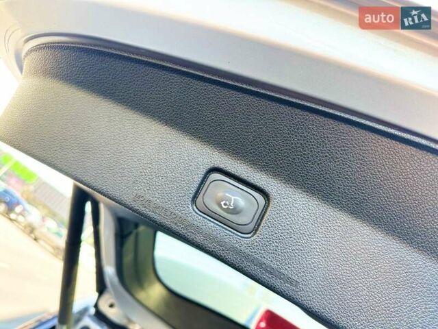 Серый Форд Эксплорер, объемом двигателя 3.5 л и пробегом 132 тыс. км за 18300 $, фото 29 на Automoto.ua