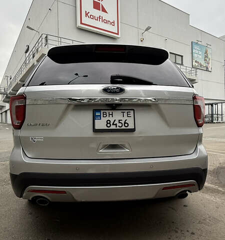 Сірий Форд Експлорер, об'ємом двигуна 3.5 л та пробігом 153 тис. км за 20000 $, фото 5 на Automoto.ua