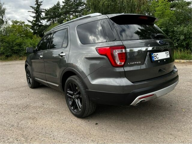 Форд Эксплорер 2017 в Львове на Automoto.ua Серый Форд Эксплорер, объемом двигателя 3.5 л и пробегом 167 тыс. км за 20199 $, фото 6 на Automoto.ua